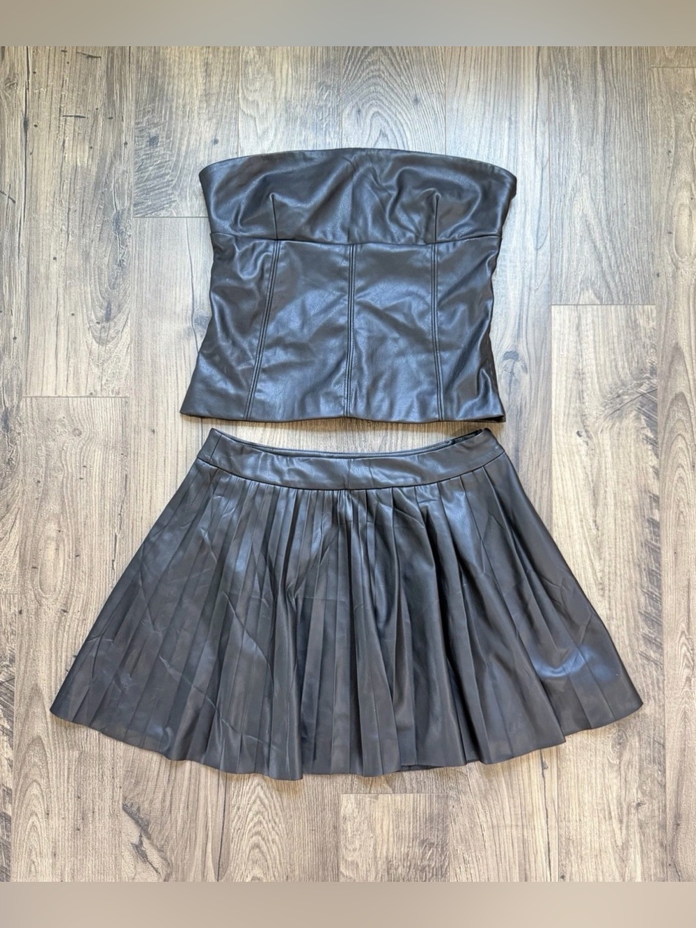 ZARA Black Faux Leather 2 Piece Set Strapless Corset Top Pleated Mini Skirt M